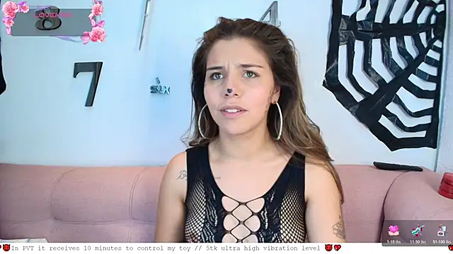 1Sloppy Fox4 online show from October 26, 2025, 4:51 am