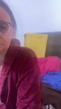Snapshot of gloria7v05 chatting on July 13, 2026, 12:52 pm gloria7v05 online show from July 13, 2026, 12:52 pm