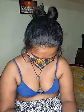 Snapshot of anitha906 chatting on February 7, 2025, 6:14 am anitha906 online show from February 7, 2025, 6:14 am