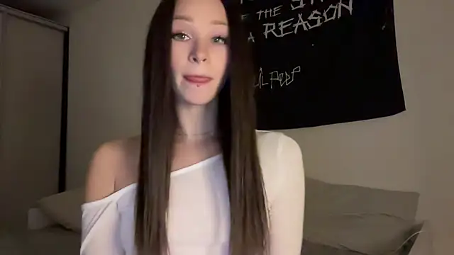 ur molly online show from October 14, 2025, 2:51 pm