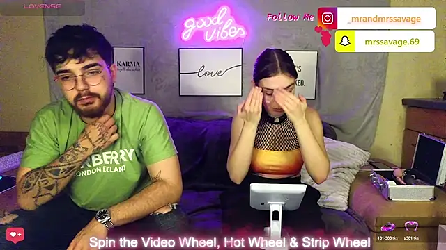 Snapshot of MrAndMrsSavage chatting on January 11, 2025, 10:51 pm MrAndMrsSavage online show from January 11, 2025, 10:51 pm