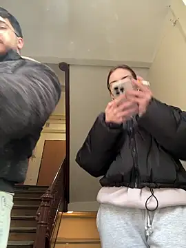 Snapshot of MrAndMrsSavage chatting on February 15, 2025, 3:17 pm MrAndMrsSavage online show from February 15, 2025, 3:17 pm