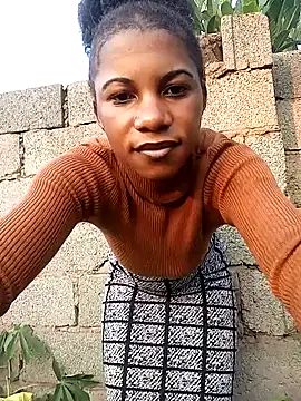 Yourlittlegirl19 online show from December 14, 2024, 4:23 am