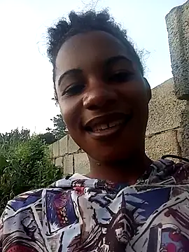 Yourlittlegirl19 online show from December 18, 2024, 3:58 am