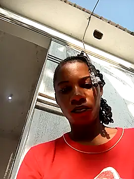 Yourlittlegirl19 online show from December 31, 2024, 5:00 am