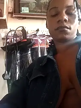 Yourlittlegirl19 online show from January 2, 2025, 11:09 am