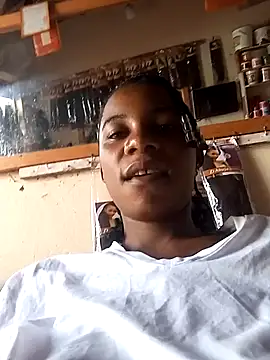 Yourlittlegirl19 online show from January 4, 2025, 5:48 am