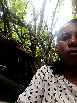 Yourlittlegirl19 online show from January 9, 2025, 5:34 am