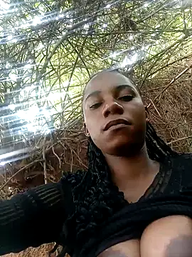 Yourlittlegirl19 online show from January 22, 2025, 6:52 am