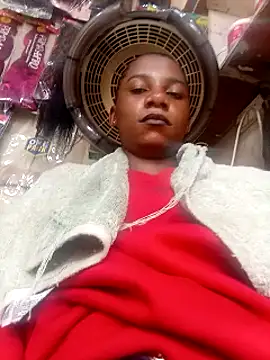 Yourlittlegirl19 online show from February 8, 2025, 11:12 am