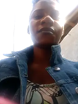 Yourlittlegirl19 online show from February 10, 2025, 6:31 am