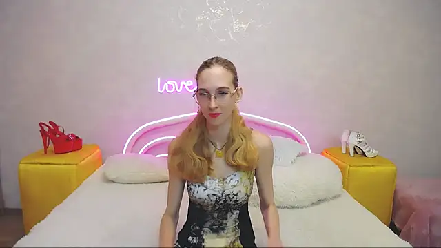 KlaryBrait online show from January 24, 2025, 10:21 am