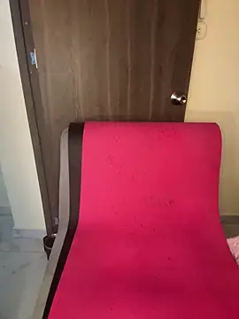 Snapshot of MOMALANA chatting on September 18, 2025, 8:22 pm MOMALANA online show from September 18, 2025, 8:22 pm