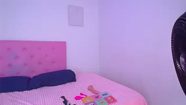 issa kitty online show from January 23, 2025, 6:03 pm