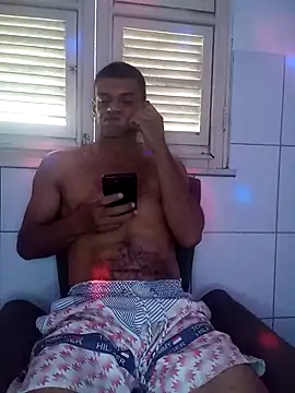 TiagosafadoFortaleza online show from May 11, 2026, 4:04 pm