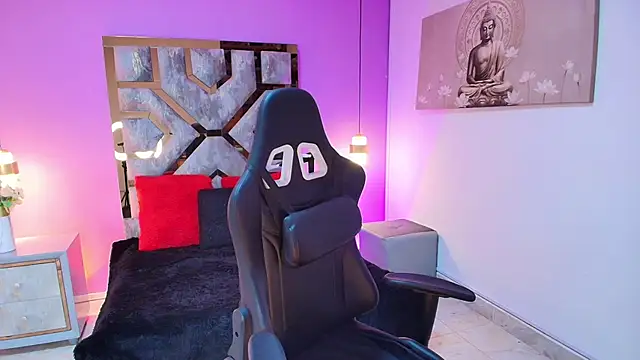 Snapshot of BRITHANY_SPARK chatting on October 5, 2025, 3:38 am BRITHANY SPARK online show from October 5, 2025, 3:38 am