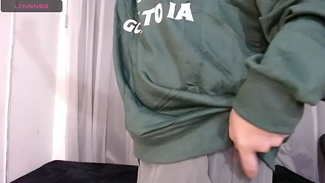 Im Milan Rs online show from November 8, 2025, 3:39 am