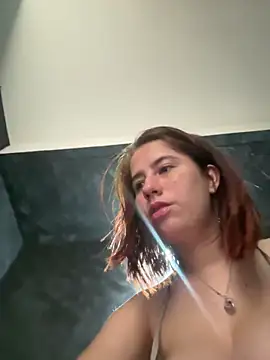 Snapshot of HannaSmiith chatting on October 28, 2025, 1:58 pm HannaSmiith online show from October 28, 2025, 1:58 pm