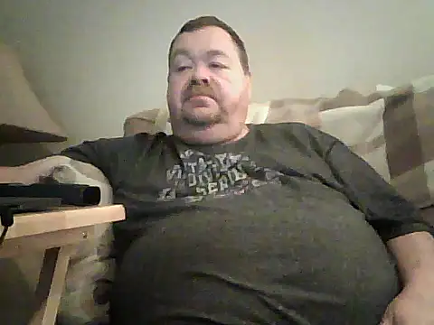 Snapshot of hitman_35 chatting on November 18, 2025, 5:23 am hitman 35 online show from November 18, 2025, 5:23 am