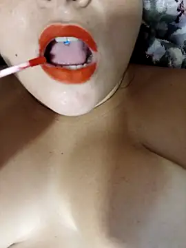 Snapshot of carola_hotwife chatting on March 9, 2025, 7:59 pm carola hotwife online show from March 9, 2025, 7:59 pm