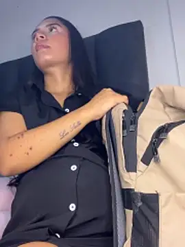  Luana online show from March 5, 2026, 1:23 am