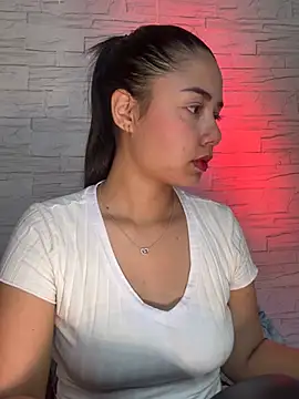  Luana online show from July 26, 2026, 12:41 am