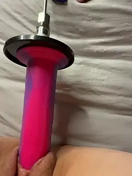 Snapshot of luisa1 chatting on March 8, 2025, 10:56 pm luisa1 online show from March 8, 2025, 10:56 pm