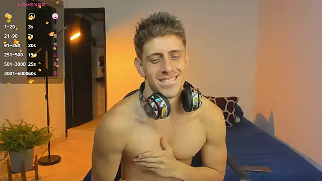 Snapshot of Jasperjoness chatting on October 22, 2025, 6:02 am Jasperjoness online show from October 22, 2025, 6:02 am