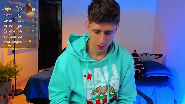 Snapshot of Jasperjoness chatting on November 19, 2025, 9:48 pm Jasperjoness online show from November 19, 2025, 9:48 pm