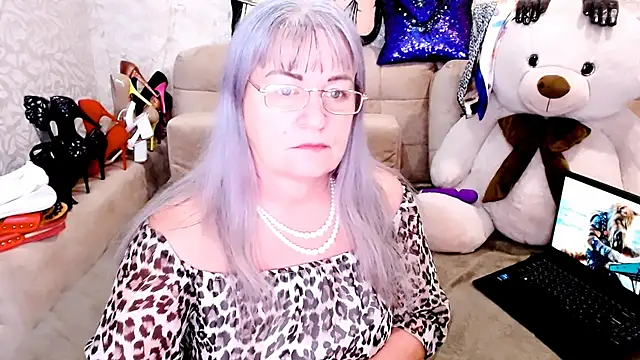 SiberiabBerry online show from February 6, 2026, 10:13 pm