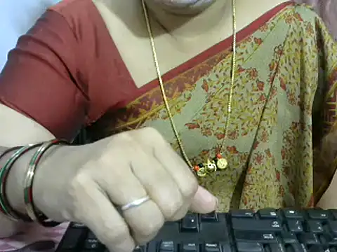Snapshot of Naughty_Nityaa chatting on January 20, 2025, 7:36 am Naughty Nityaa online show from January 20, 2025, 7:36 am
