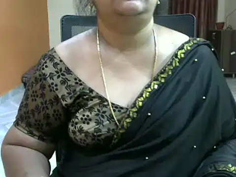 Snapshot of Naughty_Nityaa chatting on February 10, 2025, 1:46 am Naughty Nityaa online show from February 10, 2025, 1:46 am