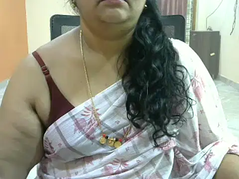 Snapshot of Naughty_Nityaa chatting on February 13, 2025, 7:03 am Naughty Nityaa online show from February 13, 2025, 7:03 am