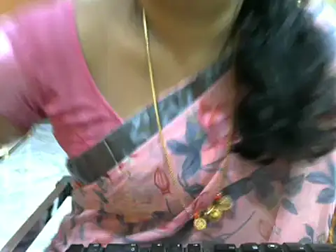Snapshot of Naughty_Nityaa chatting on February 21, 2025, 7:01 am Naughty Nityaa online show from February 21, 2025, 7:01 am