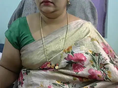 Snapshot of Naughty_Nityaa chatting on March 5, 2025, 4:02 am Naughty Nityaa online show from March 5, 2025, 4:02 am