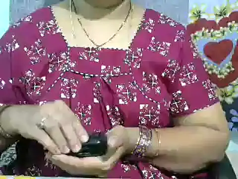 Snapshot of Naughty_Nityaa chatting on March 20, 2025, 6:20 pm Naughty Nityaa online show from March 20, 2025, 6:20 pm