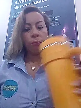 Snapshot of Katalina_S3xy chatting on February 4, 2026, 12:11 pm Katalina S3xy online show from February 4, 2026, 12:11 pm