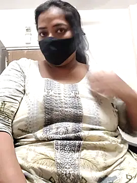 zeepe19 online show from November 8, 2025, 5:56 pm