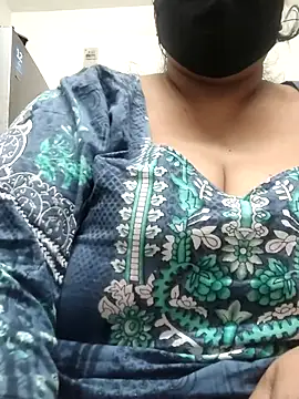 zeepe19 online show from November 30, 2025, 8:18 am