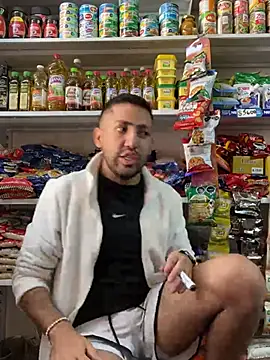 Snapshot of JuanZapata33 chatting on February 20, 2026, 8:53 pm JuanZapata33 online show from February 20, 2026, 8:53 pm