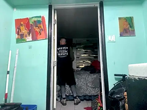 Gman143187 online show from October 27, 2025, 8:13 pm