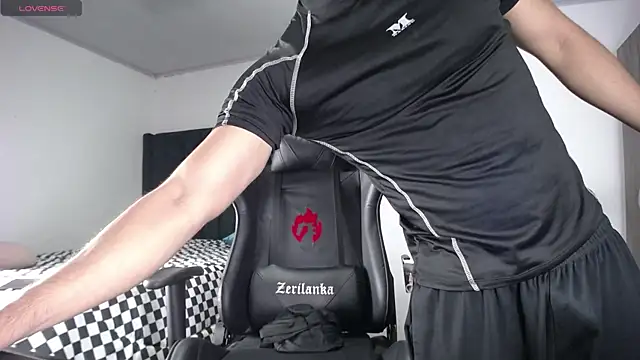 Snapshot of man_dur07 chatting on December 7, 2024, 10:50 pm man dur07 online show from December 7, 2024, 10:50 pm