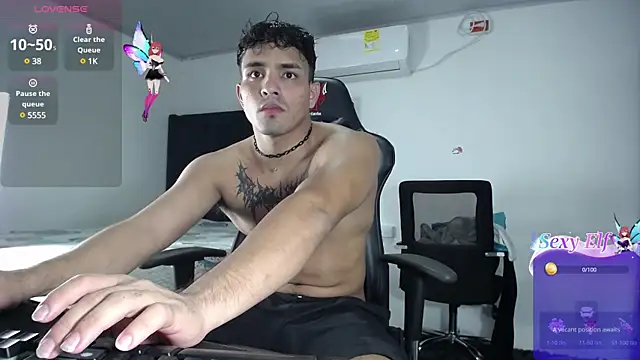 Snapshot of man_dur07 chatting on December 14, 2024, 10:50 pm man dur07 online show from December 14, 2024, 10:50 pm