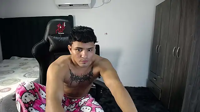 Snapshot of man_dur07 chatting on January 22, 2025, 1:20 am man dur07 online show from January 22, 2025, 1:20 am