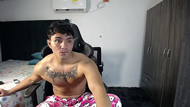 Snapshot of man_dur07 chatting on January 24, 2025, 6:25 pm man dur07 online show from January 24, 2025, 6:25 pm