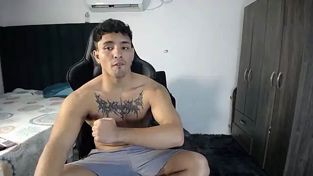 Snapshot of man_dur07 chatting on January 30, 2025, 9:04 pm man dur07 online show from January 30, 2025, 9:04 pm