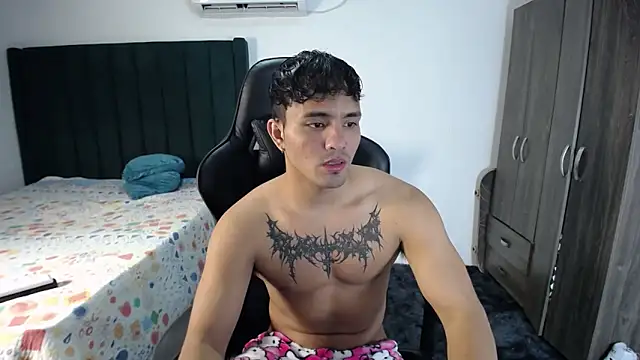 Snapshot of man_dur07 chatting on February 15, 2025, 6:12 pm man dur07 online show from February 15, 2025, 6:12 pm