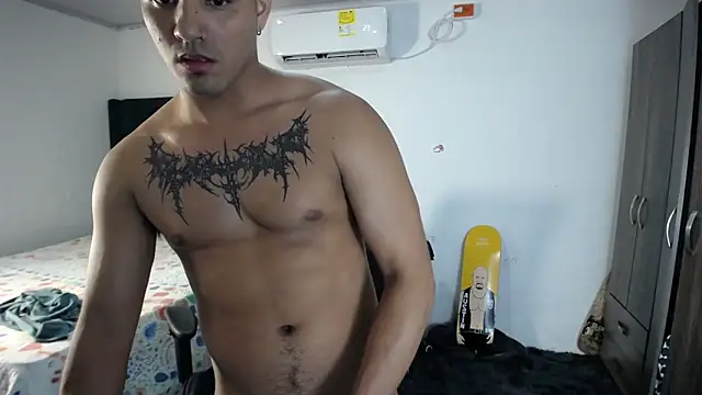 Snapshot of man_dur07 chatting on March 16, 2025, 10:31 pm man dur07 online show from March 16, 2025, 10:31 pm