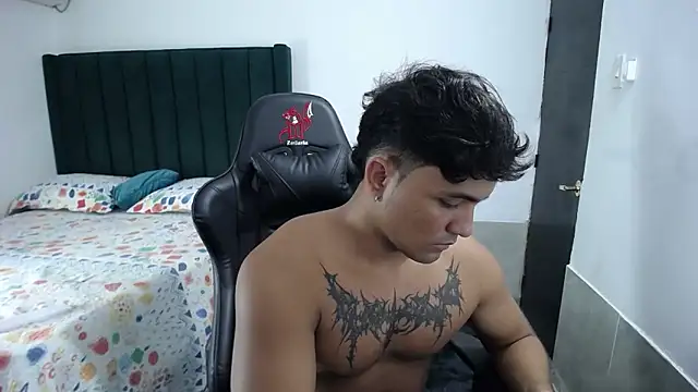 Snapshot of man_dur07 chatting on September 8, 2025, 9:47 pm man dur07 online show from September 8, 2025, 9:47 pm