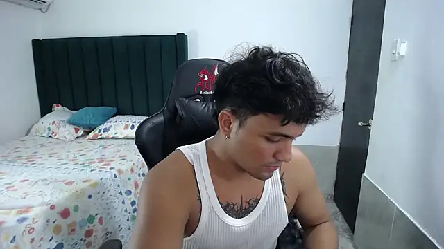 Snapshot of man_dur07 chatting on September 23, 2025, 5:21 am man dur07 online show from September 23, 2025, 5:21 am